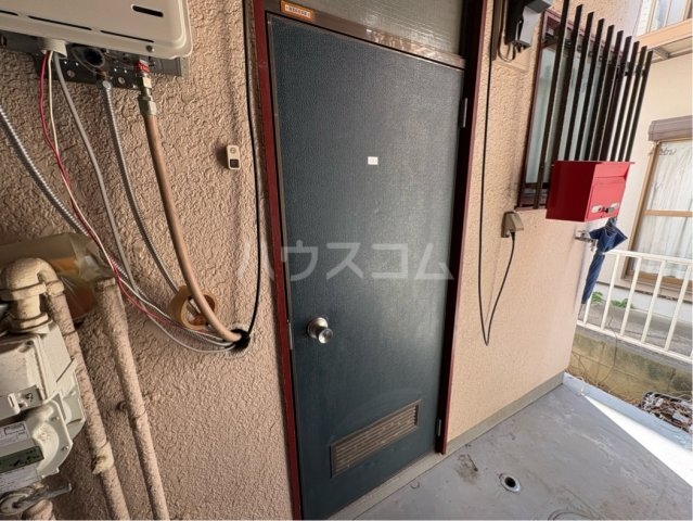 17/26 エントランス