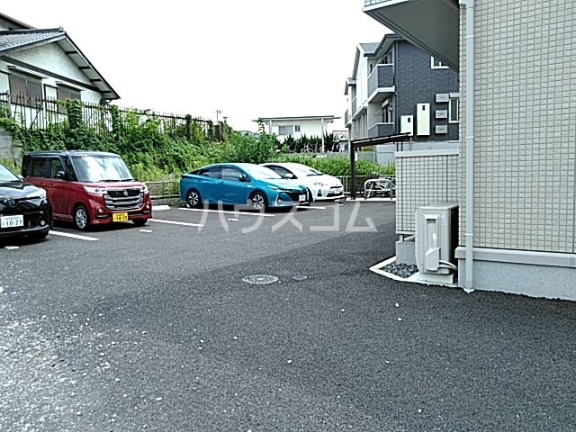 22/30 駐車場