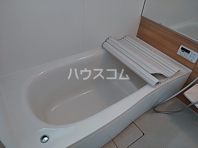 13/30 浴室
