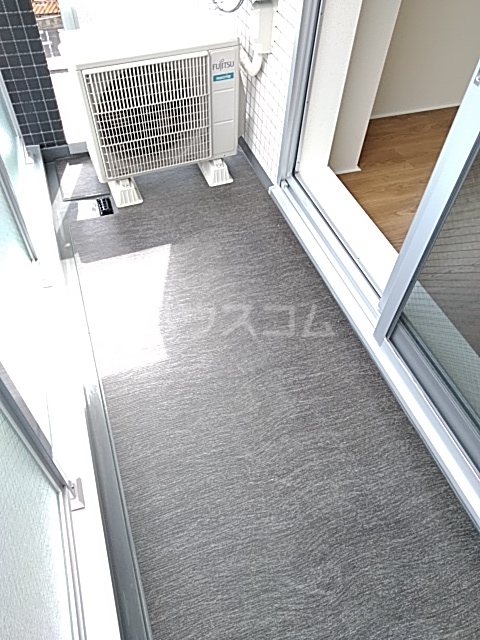 19/29 バルコニー