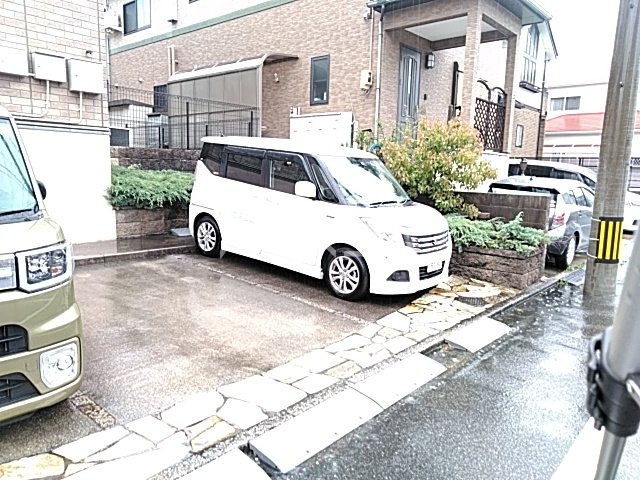 18/26 駐車場