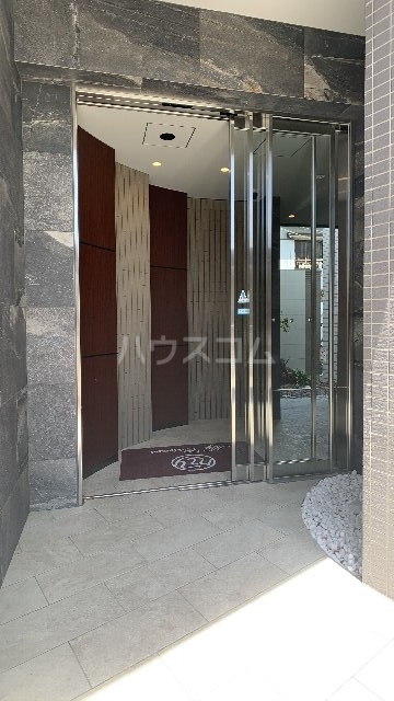 21/29 エントランス