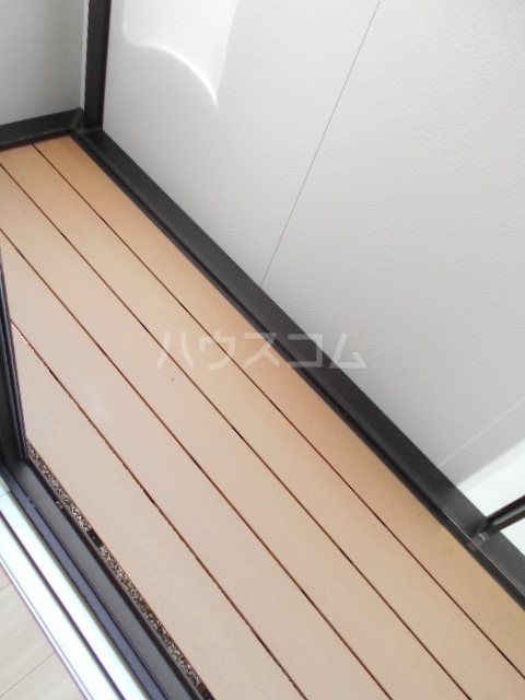 17/28 バルコニー