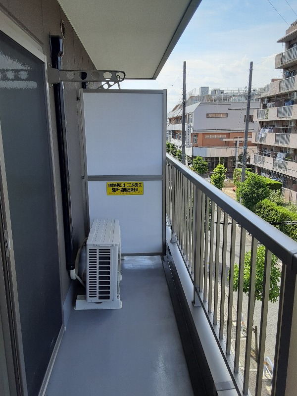 18/29 バルコニー