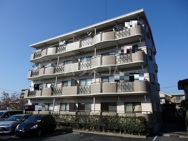 15/22 エントランス