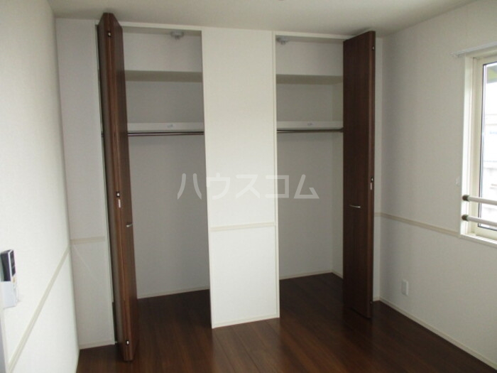 21/30 エントランス