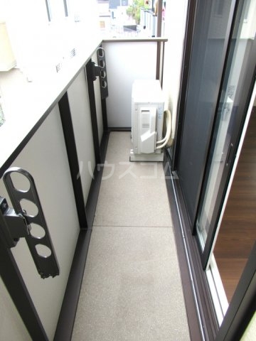 13/23 バルコニー