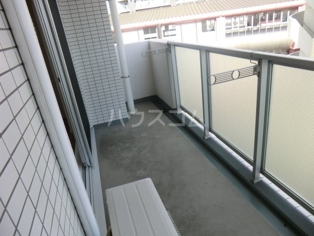 25/30 バルコニー