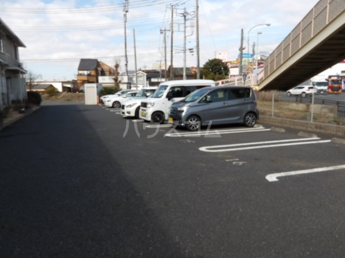 3/5 駐車場