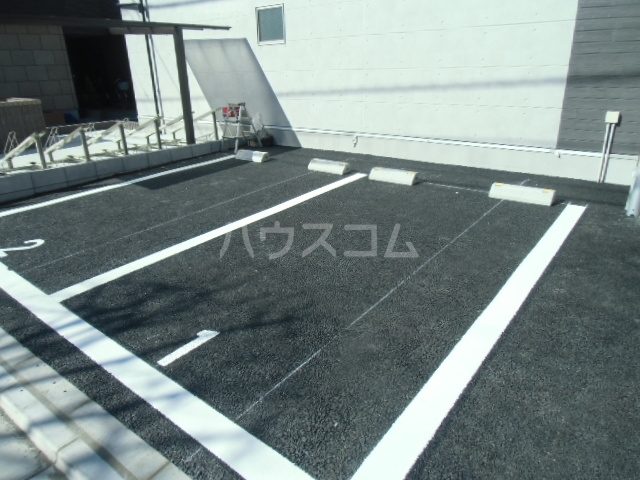 3/4 駐車場