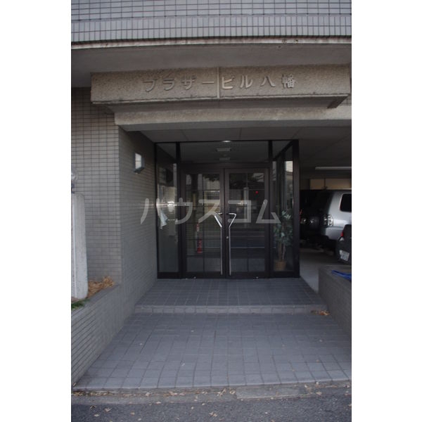 15/23 エントランス