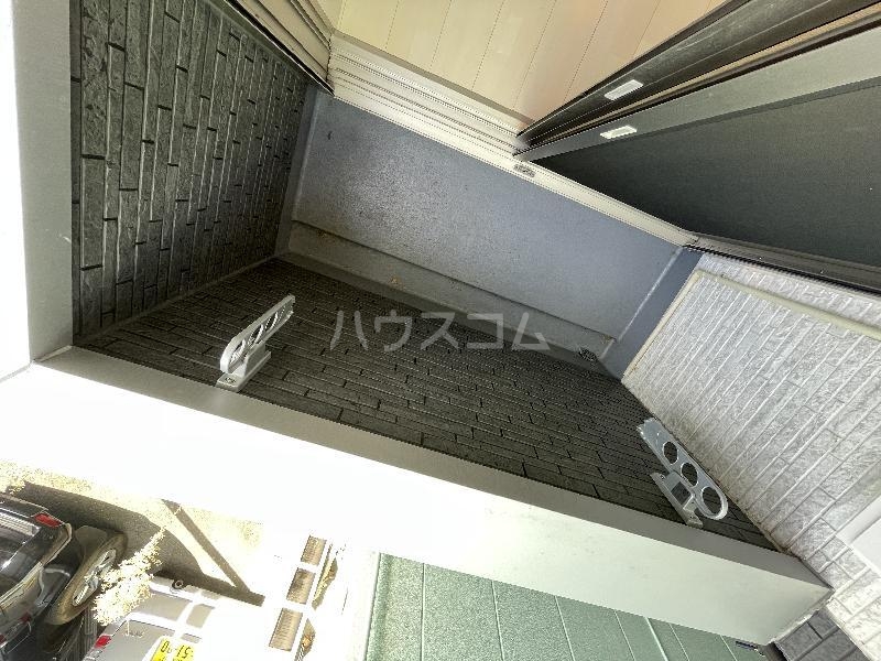 13/23 バルコニー