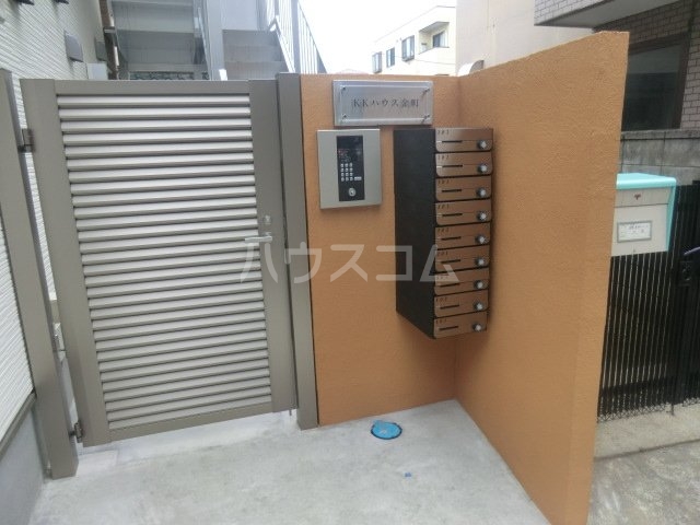 22/24 エントランス