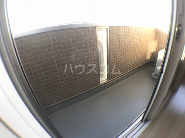 17/27 バルコニー