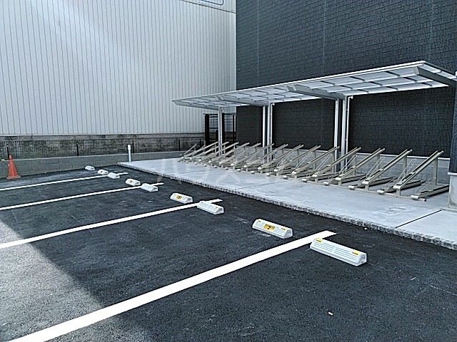 15/23 駐車場