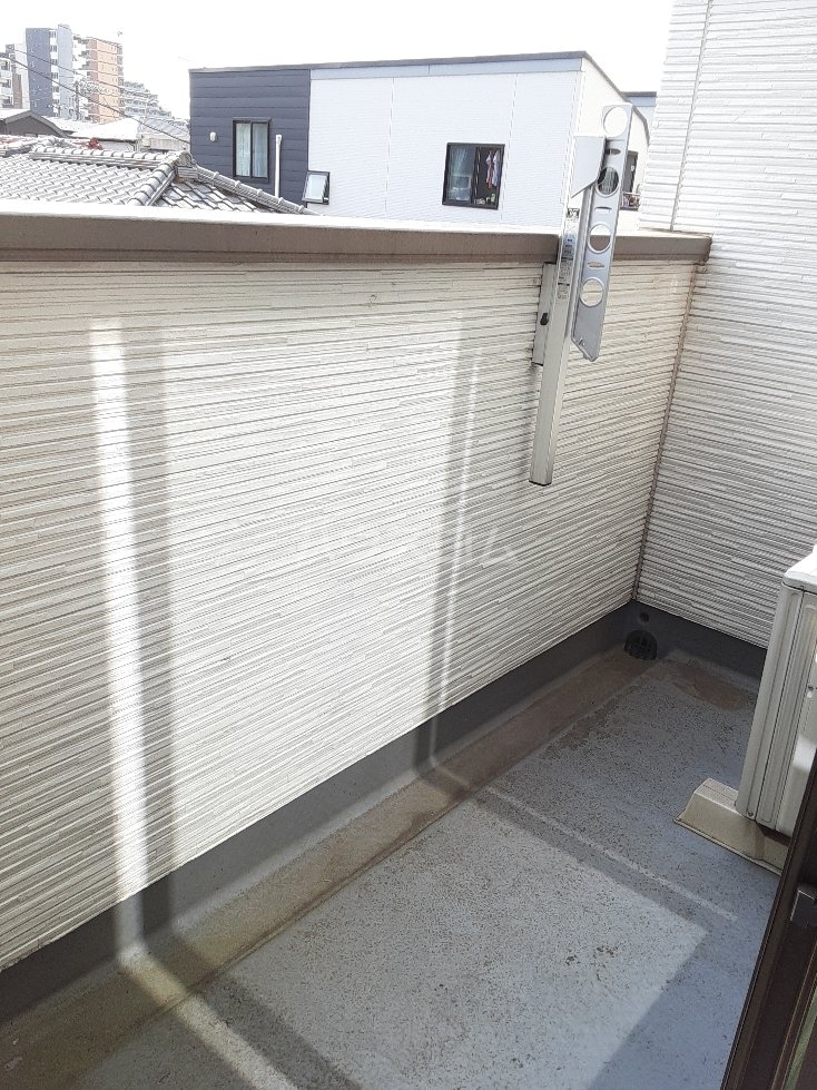 14/22 バルコニー