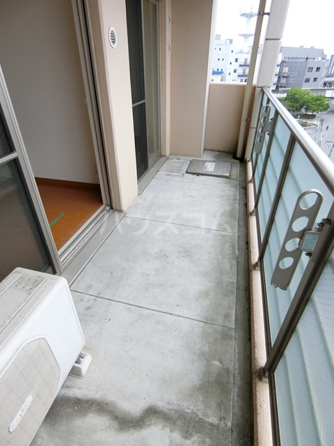 20/30 バルコニー