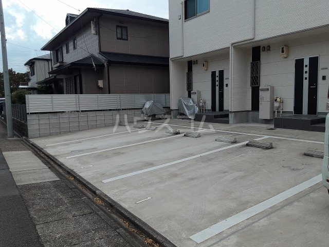 3/5 駐車場