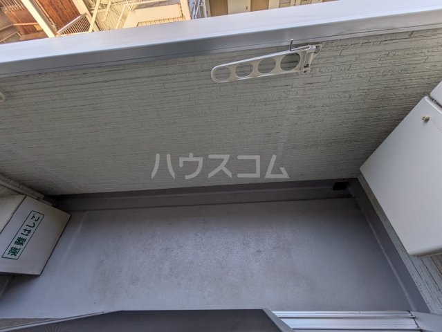 16/23 バルコニー