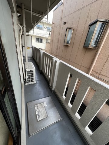 20/30 バルコニー