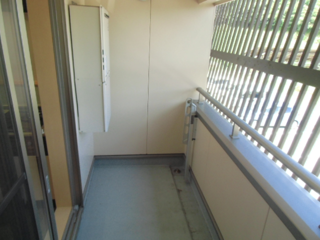 18/23 バルコニー