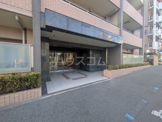 2/4 エントランス