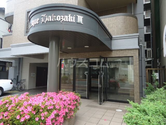 16/17 エントランス