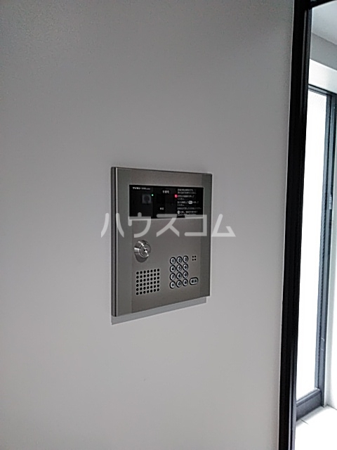 22/30 エントランス