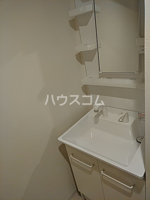 13/30 洗面