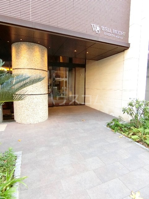 15/23 エントランス