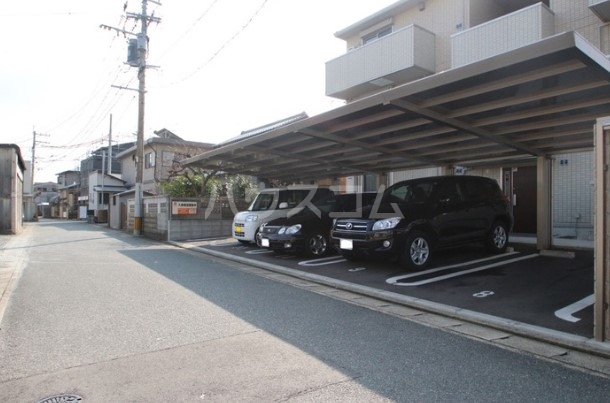 19/20 駐車場