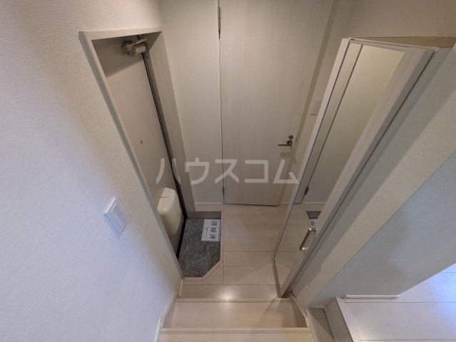 14/30 玄関