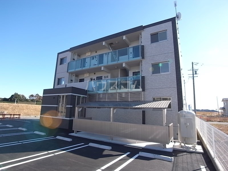 2/30 外観