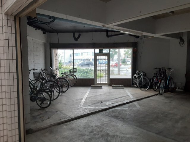 2/10 駐車場