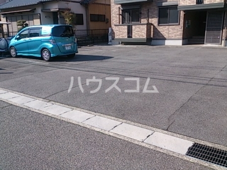17/19 駐車場