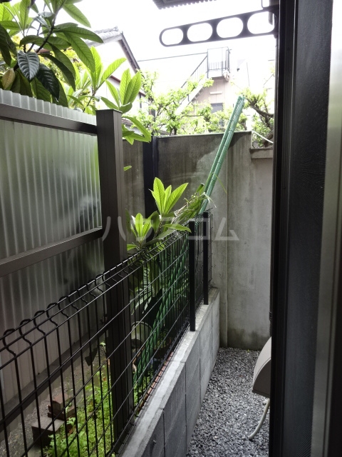 14/28 バルコニー