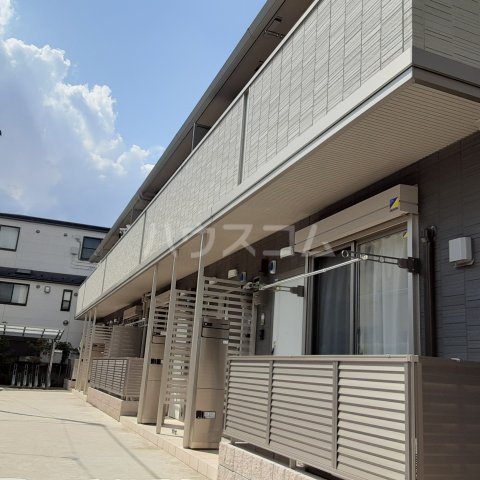 2/3 エントランス