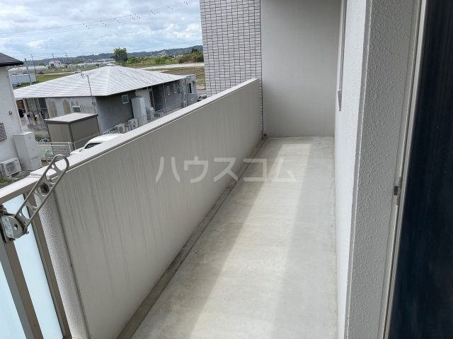 25/30 バルコニー