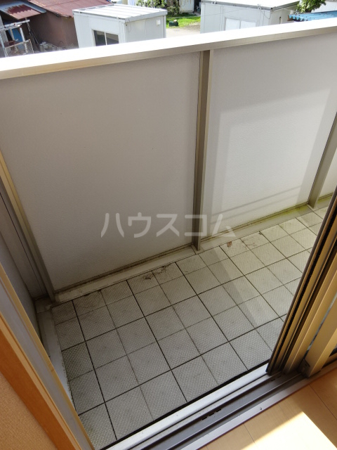 21/30 バルコニー
