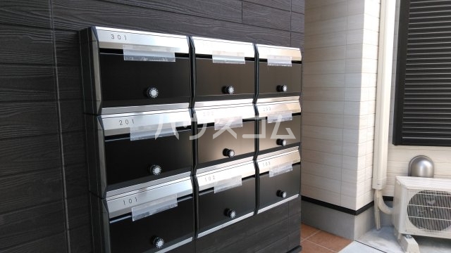 18/26 エントランス