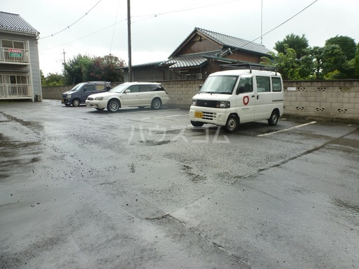 2/2 駐車場