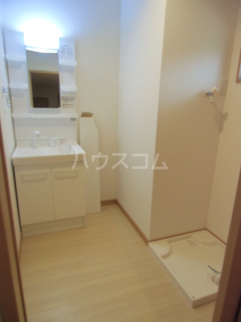 17/28 洗面