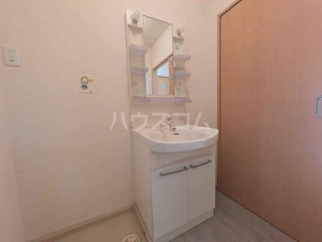 16/30 洗面