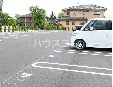23/23 駐車場