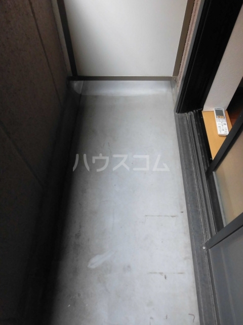 16/23 バルコニー