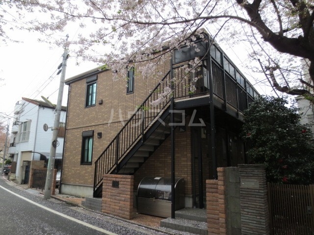 21/29 エントランス