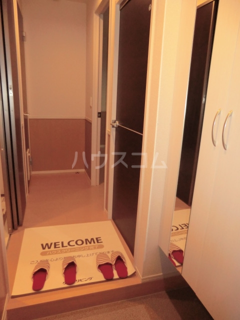 13/30 玄関