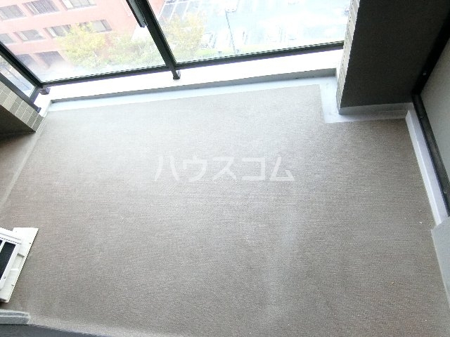 13/21 バルコニー