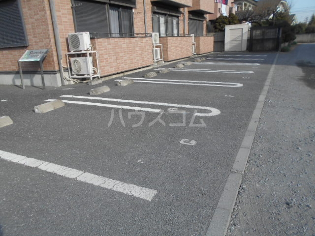 15/25 駐車場