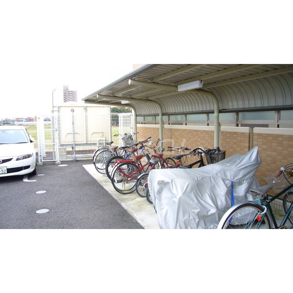 16/26 駐車場